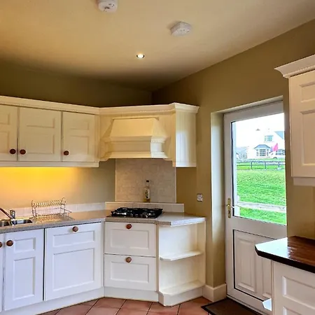 Kelly G's Apartment *