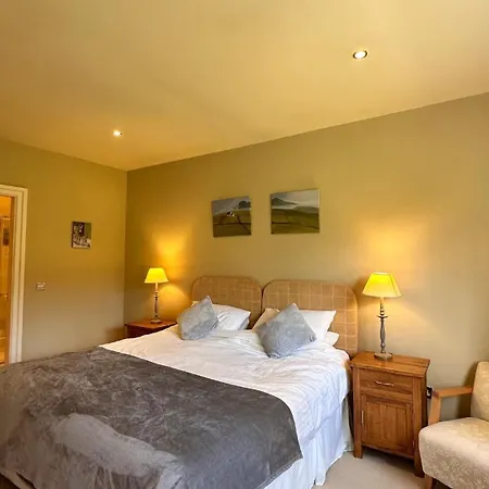 Kelly G's Apartment Feevaghmore